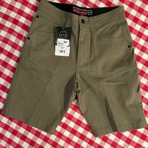 Wrangler Men's Olive Green Reinforced Utility Shorts